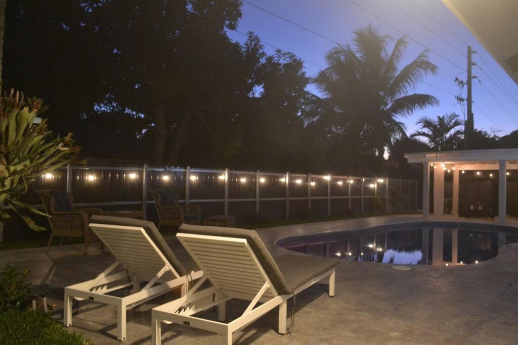 מיראמר Spacious 4 Bedrooms, 2 Bathroom House With Pool מראה חיצוני תמונה